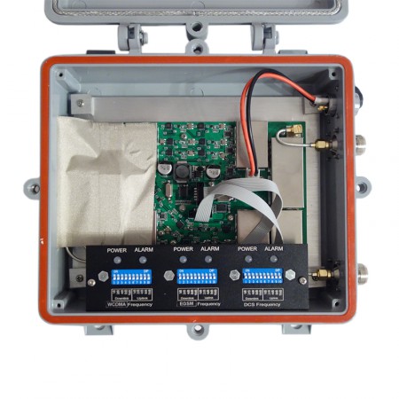 Комплект GSM+LTE+3G-усилителя в автомобиль Vegatel AV2-900E/1800/3G-kit фото 12