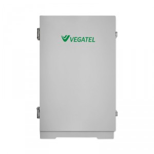 Репитер цифровой Vegatel VT3-1800/2100/2600 (70 дБ, 200 мВт) фото 1