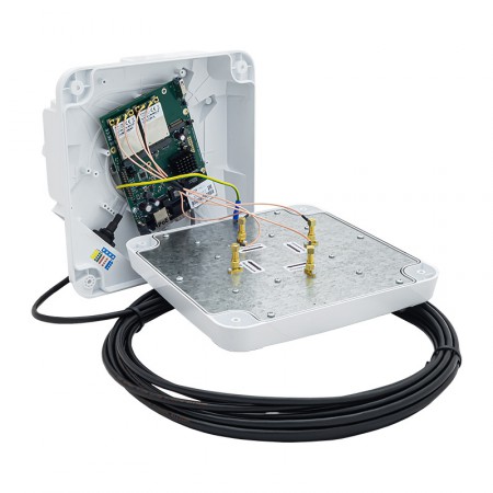 Антенна PETRA-9 MIMO 4x4 UniBox-2 со встроенным роутером MikroTik Dual-Sim Cat.6 фото 3
