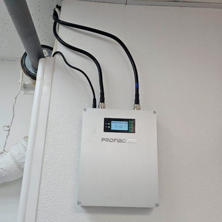 Репитер GSM/LTE1800+3G+4G ProfiBoost 1800/2100/2600 SX25 (75 дБ, 320 мВт) фото 3